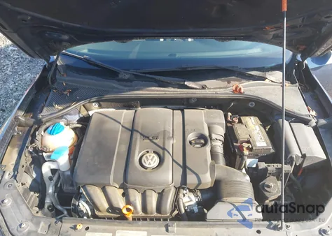 2013 Volkswagen Passat Sel z USA, uszkodzony, nr VIN 1VWCH7A34DC015660